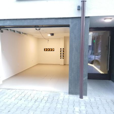 Noris Apart With Garage Plovdiv Exterior photo