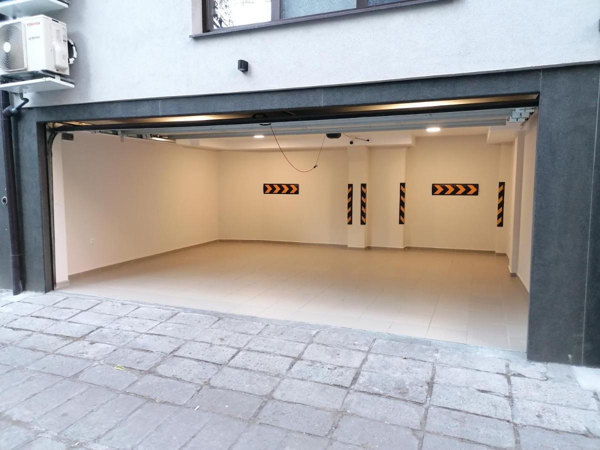 Noris Apart With Garage Plovdiv Exterior photo